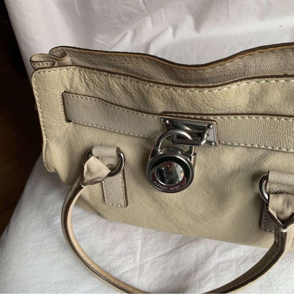 Chic Michael Kors Vintage Leather Cream Satchel Bag - Picture 4 of 8